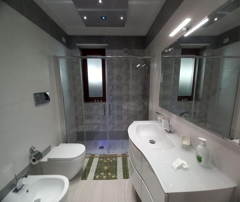 Moon Luxury לצ'ה מראה חיצוני תמונה